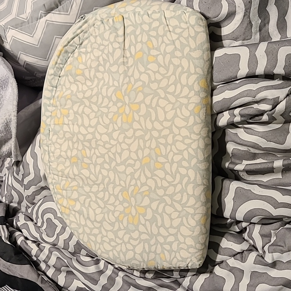 Boppy Pregnancy Wedge